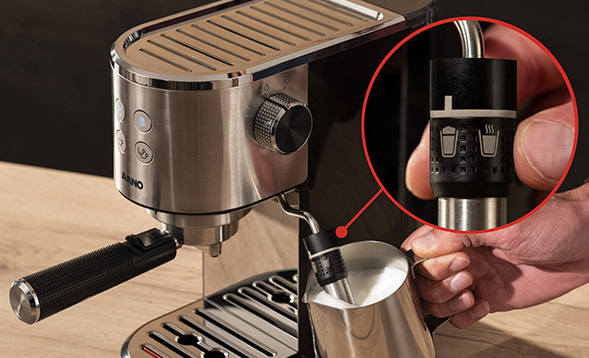 Detalhe: Bico Vaporizador com 2 funções: Aquecimento e Vapor.