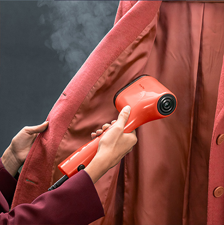 DESODORIZA. Remova odores e purifique as roupas com o vapor poderoso.