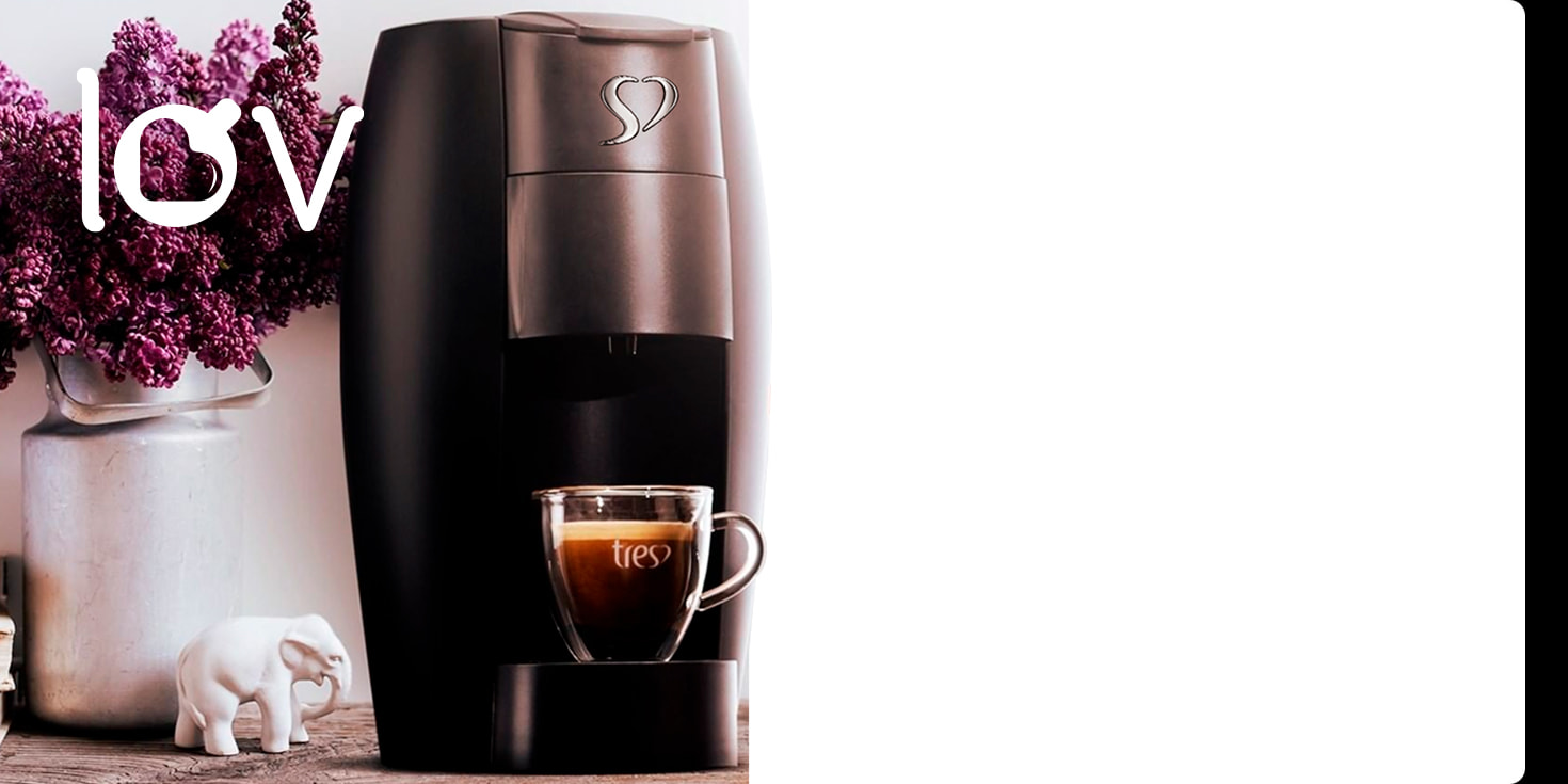 Cafeteira Espresso LOV - TRES 3 Corações